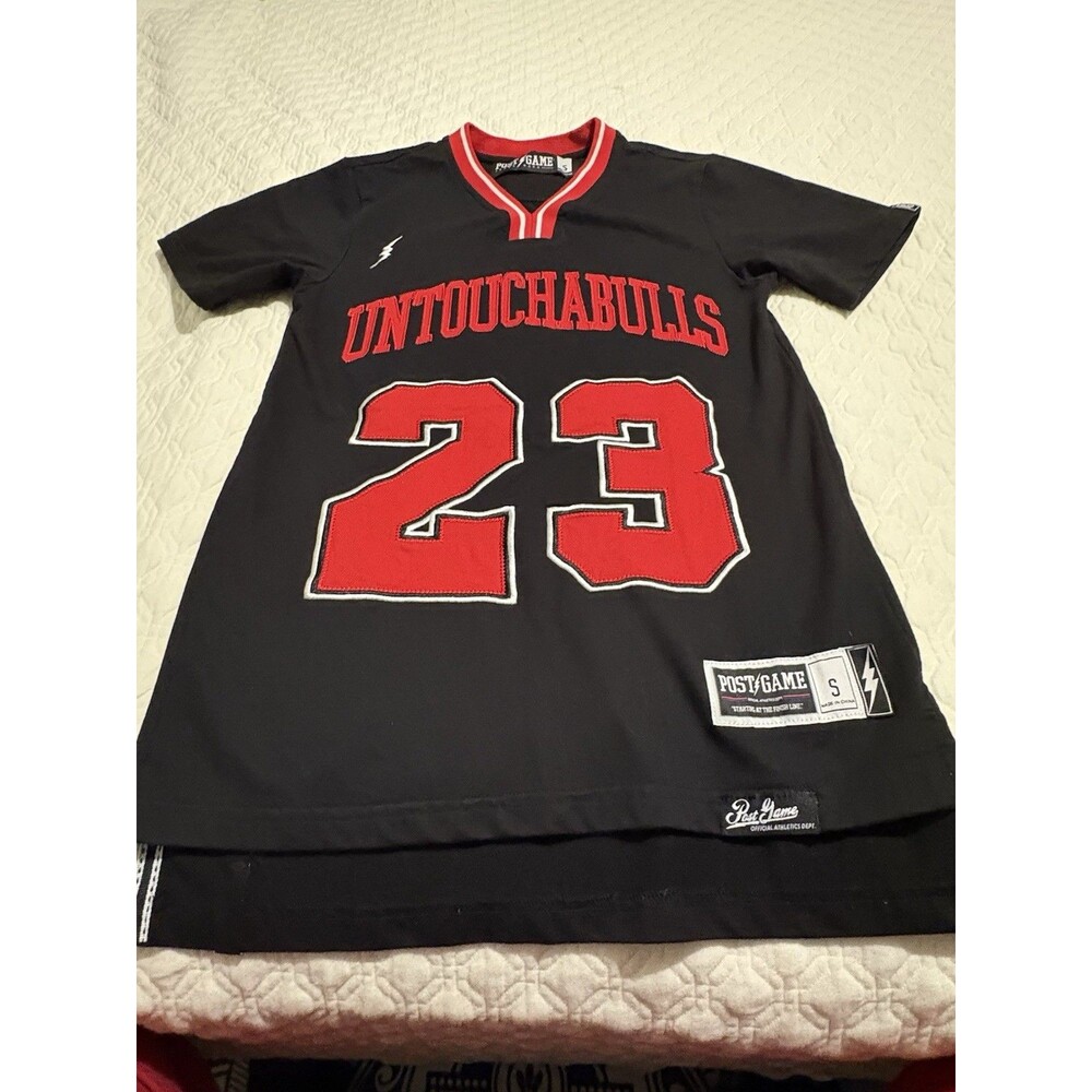Post Game UNTOUCHABULLS #23 Stitched Shirt Jersey Sz Small